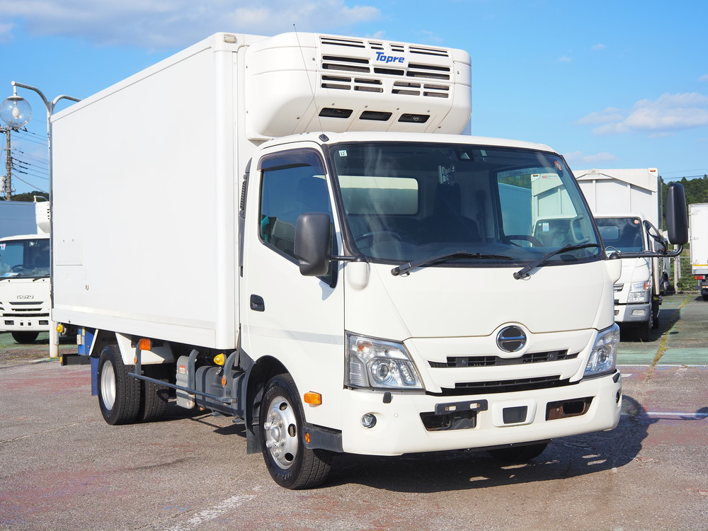 日野 デュトロ 冷凍バン 小型 2RG-XZU712M 年式 R1[写真03]