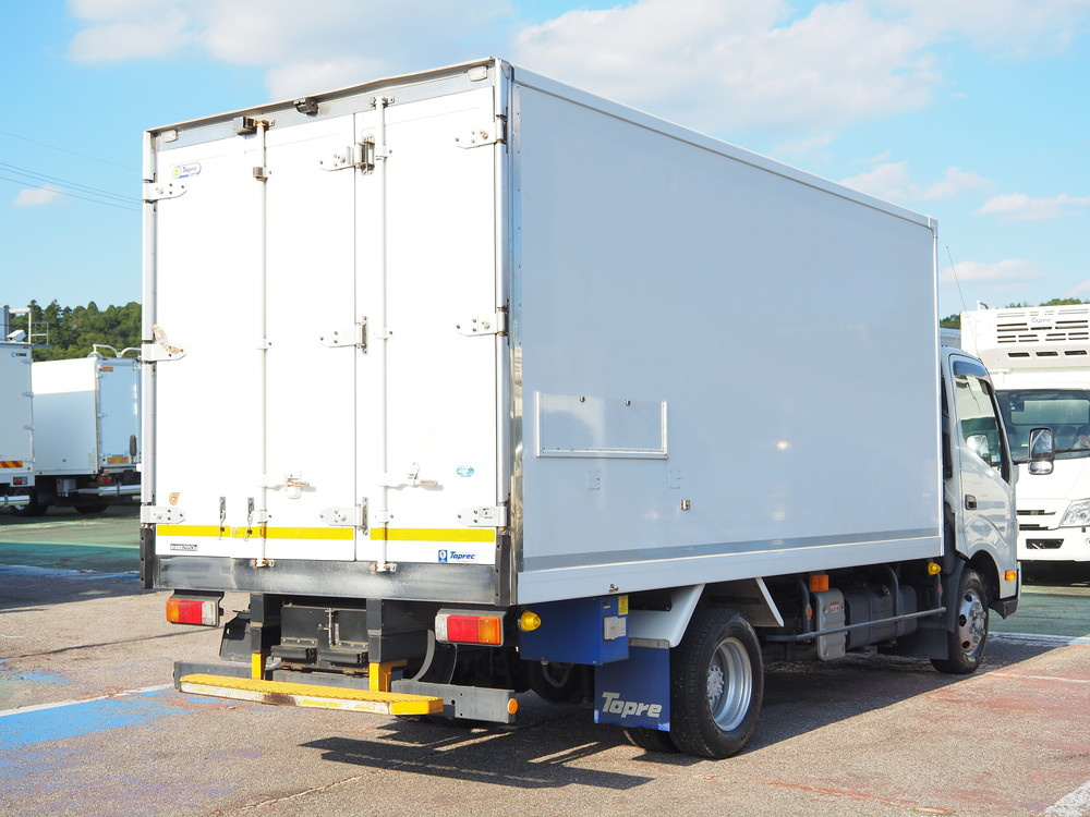 日野 デュトロ 冷凍バン 小型 2RG-XZU712M 年式 R1[写真04]