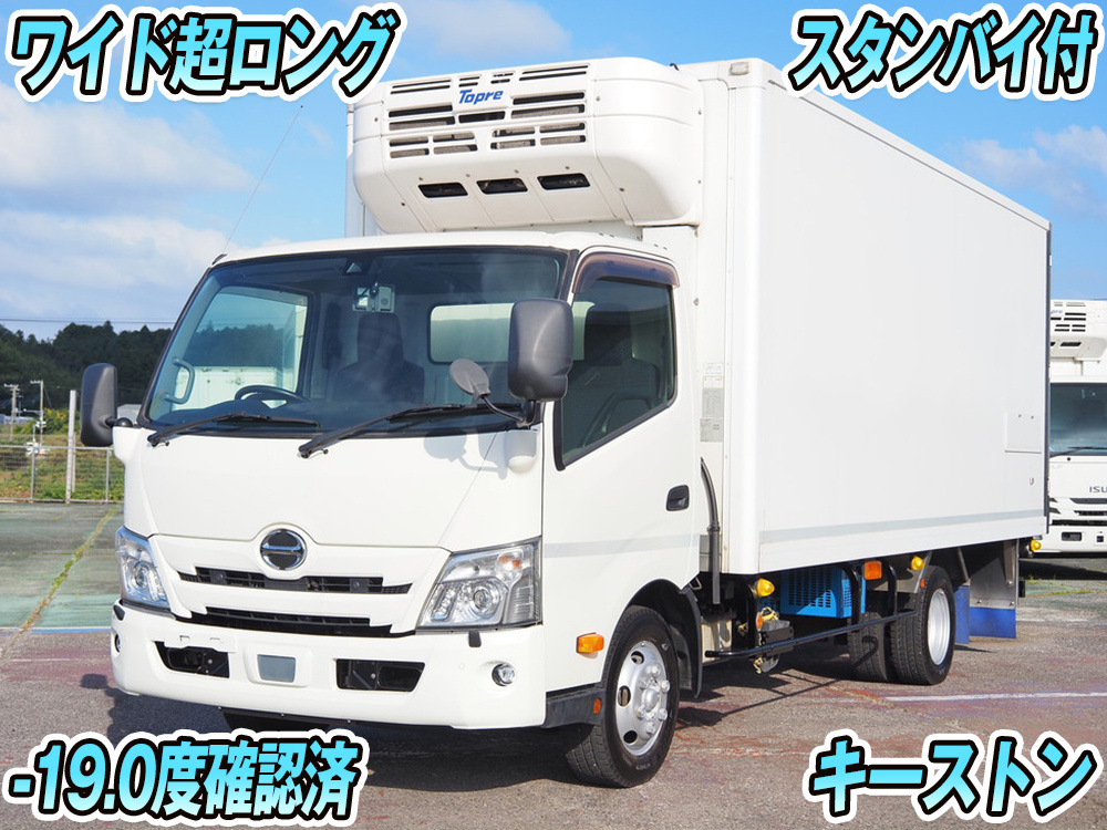 日野 デュトロ 冷凍バン 小型 2RG-XZU722M 年式 R2[写真01]